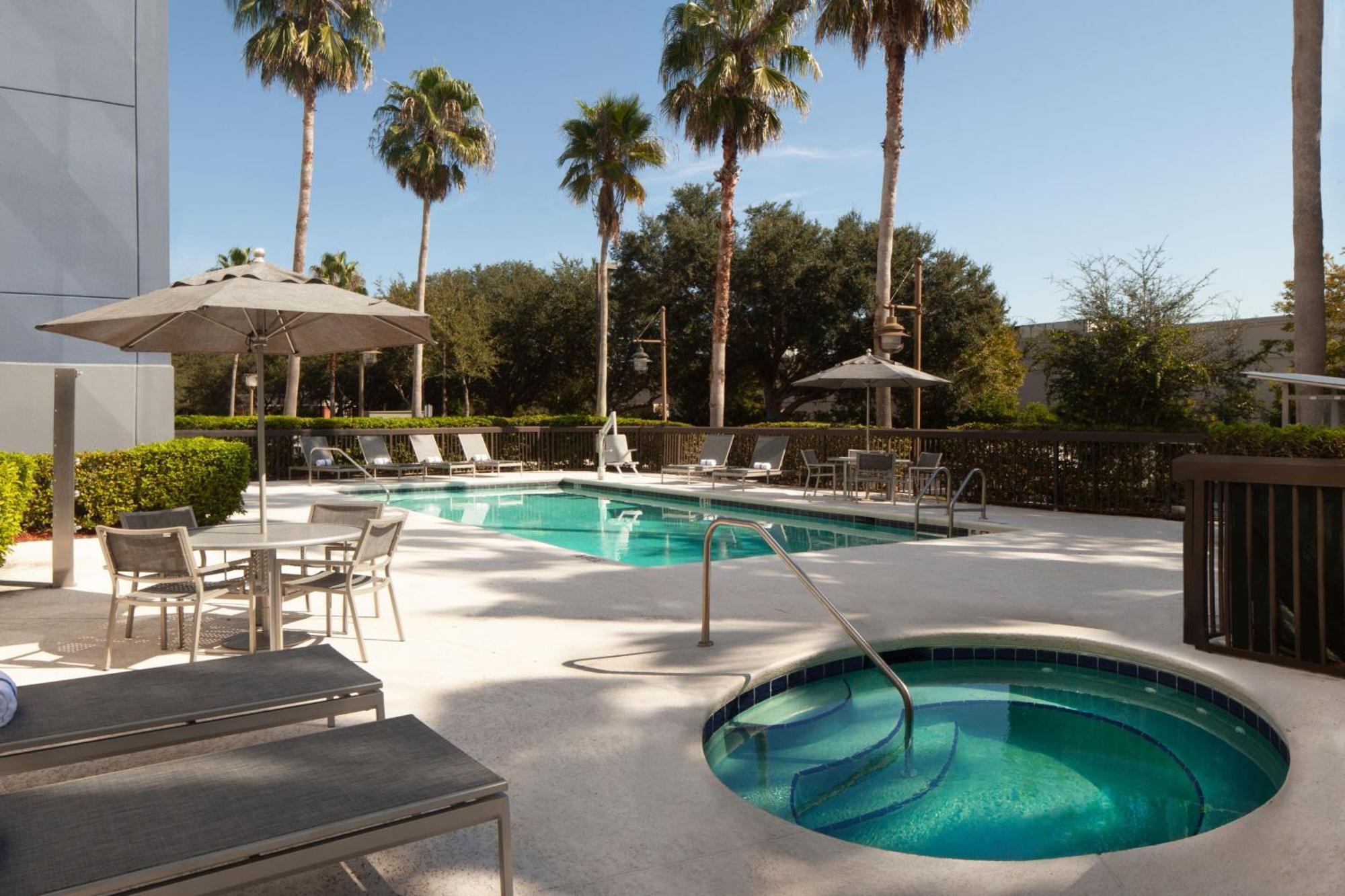 Springhill Suites Jacksonville Exterior photo
